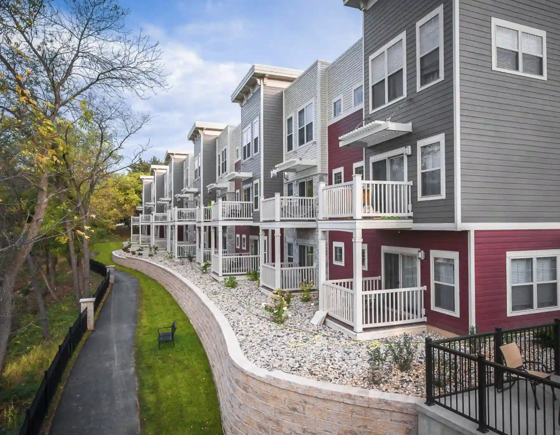 Mammoth Springs Luxury Townhome Community