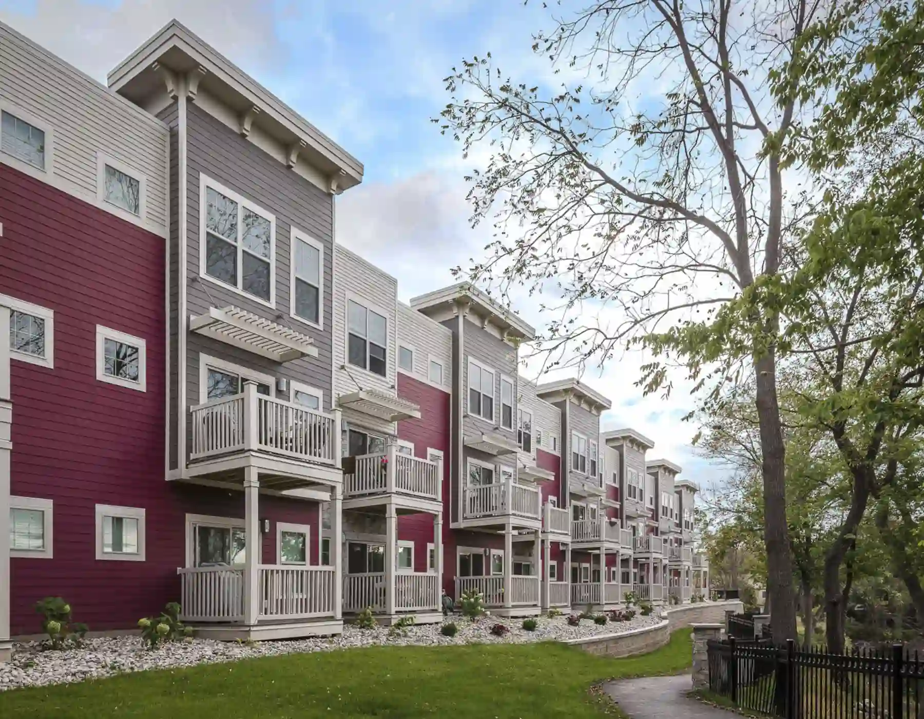 Mammoth Springs Townhomes Exterior Sussex WI